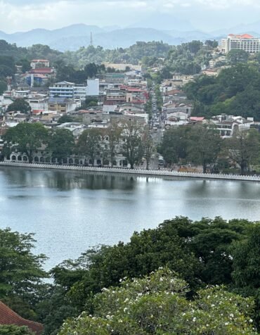 Kandy Lake